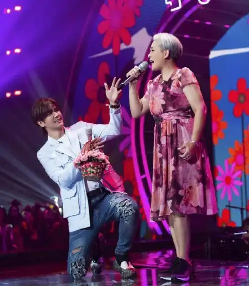 徐怀钰再唱我是女生感动8090后和罗志祥同框牵扯出一段旧情