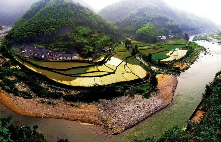 安徽潜山市荣获"中国天然氧吧"称号