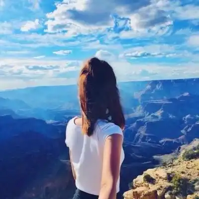 背影头像伤感 高清好看淡淡忧伤的唯美背影头像图片_个性头像_头像屋