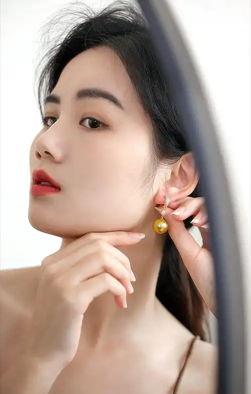 莫氏珠宝澳洲南洋海水金珠耳环无优化无染色正圆无暇浓金色18k钻石