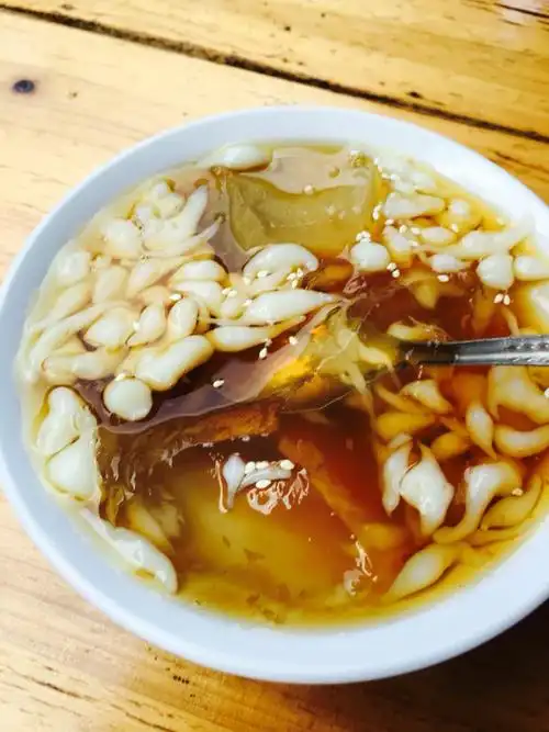 特色木瓜凉粉加凉虾(凉虾是面粉做的)