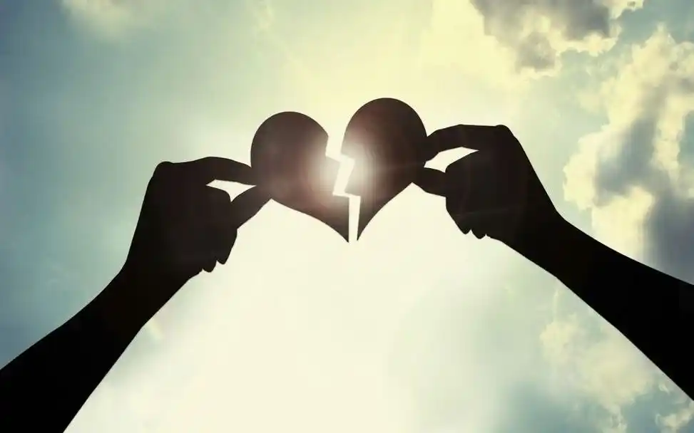 男友绝情分手怎么挽回男友绝情分手挽回的方法