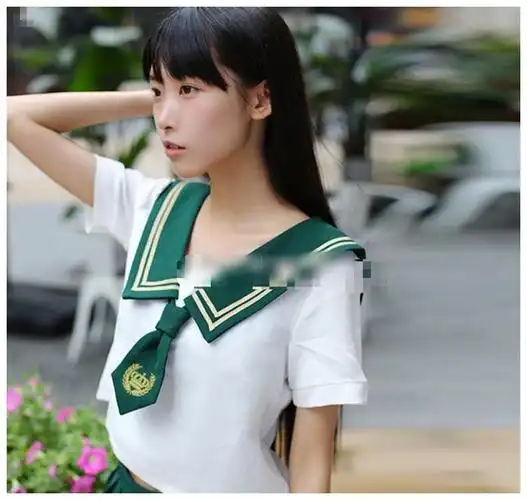 半藏森林路拍照曝光,校花颜值又娇小可爱,难怪刘阳会选她