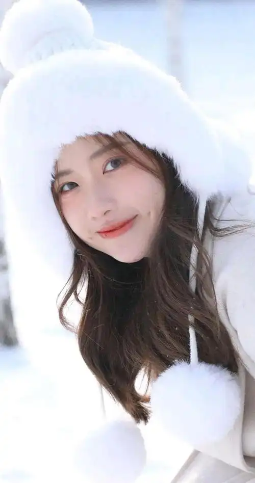 想不想哼小酒窝,长睫毛