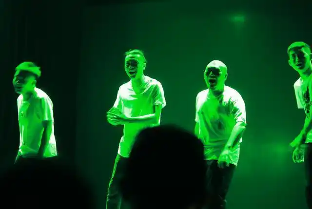 李昆鹰喜剧演员里最帅的帅哥里最搞笑哒