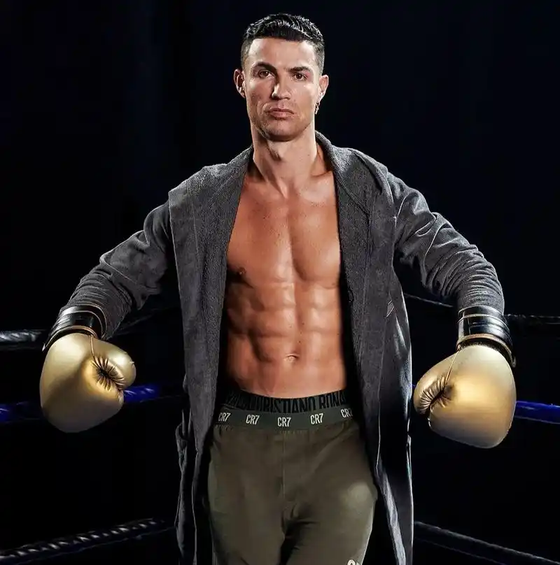 真男人--c罗,要颜值有颜值,要身材有身材,要技术有技术.怪 - 抖音