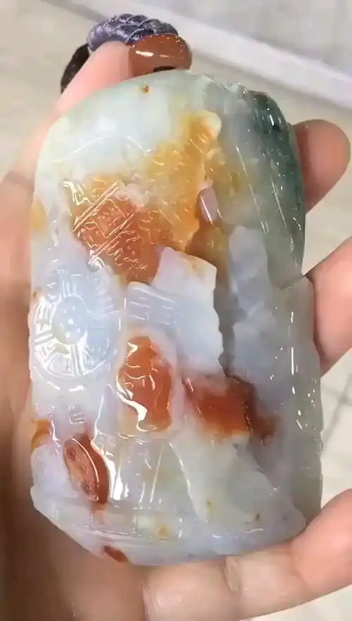 天然a货翡翠锦灰堆又名八破图,非书胜于书非画胜于画的意境跃然玉石上