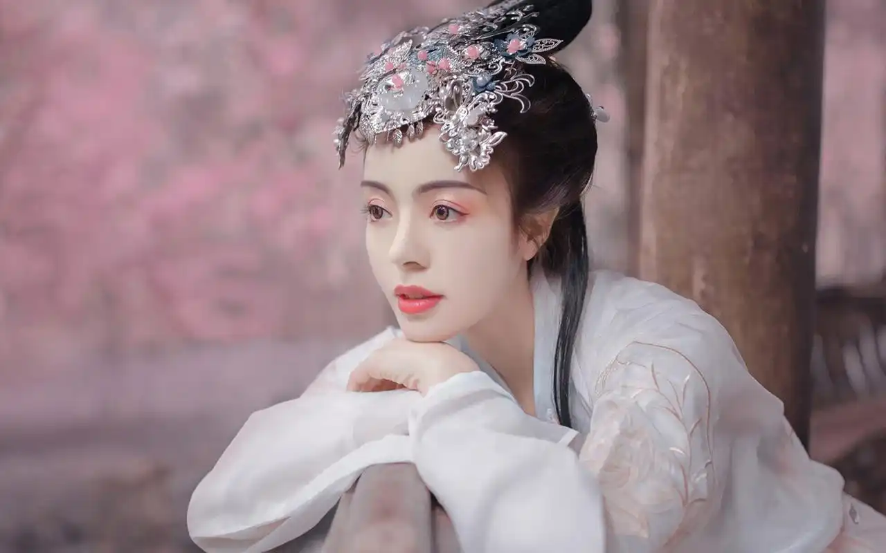 古风汉服美女仙气迷人写真图片桌面壁纸