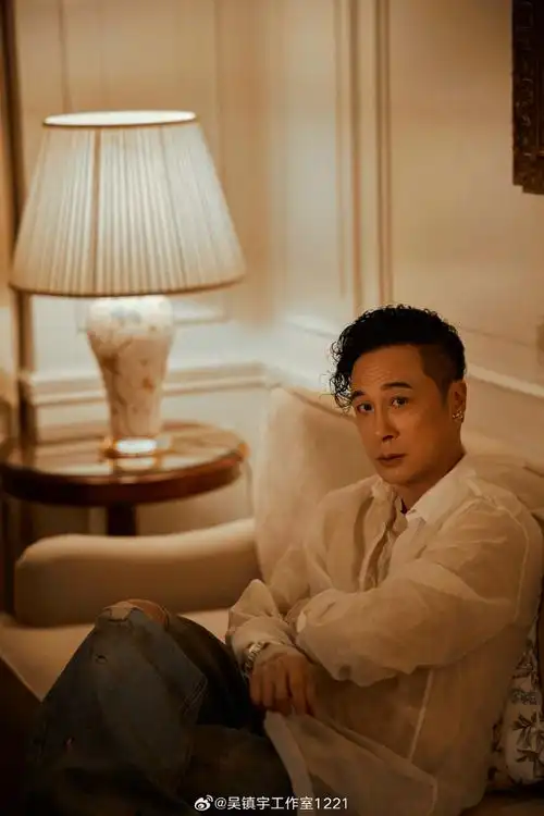 吴镇宇超话菌的网速太着急了,先发图得了阿哈哈哈哈.