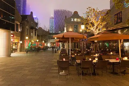 小资情调的新天地 上海很有名气的酒吧街