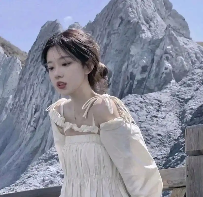 女生头像:雾霾风格蓝色系真人女头(一)     这是第一期蓝色系真人女头