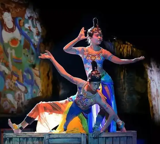 又见敦煌舞美灯光效果震撼到敦煌必看的演出