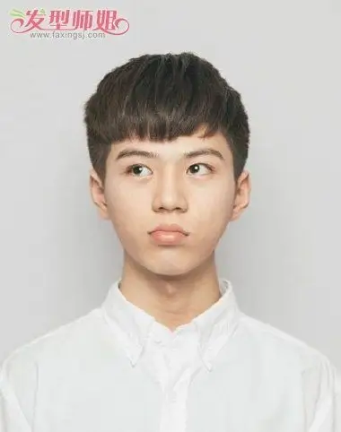 男生发型 男士短发 > 正文梳什么样的发型,很大一部分原因,要取决于你