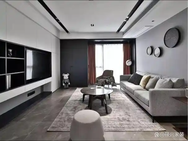 电视背景墙是客厅的门面,装修时难免会多费点心思.有用摘要
