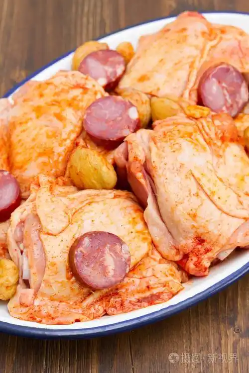 菜熏香肠生腌鸡