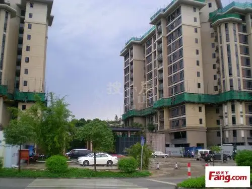 保利壹号公馆5500起清尾货