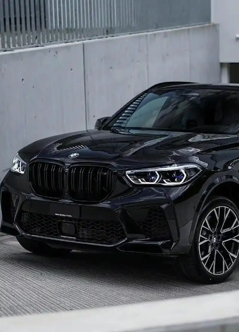 奢华之选——黑色宝马x5 m】 在中国,黑色宝马x5 m成为豪车中的低调