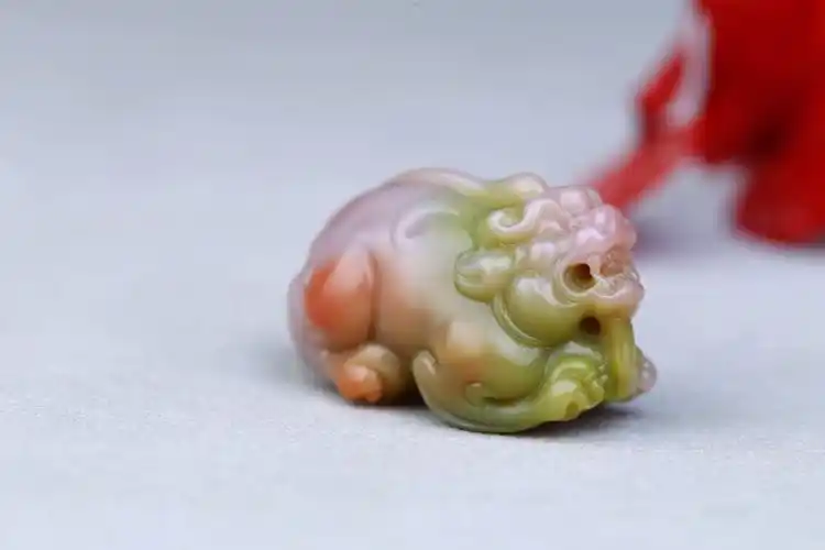 五彩玛瑙貔貅