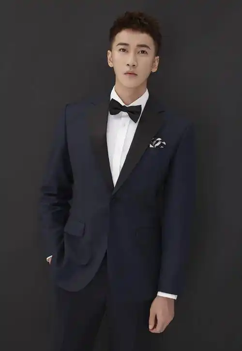 毛方圆:曾是沙滩排球运动员,组过男团,还是《祝卿好