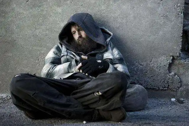 人生最落魄最穷的感受人生最低谷绝望的句子