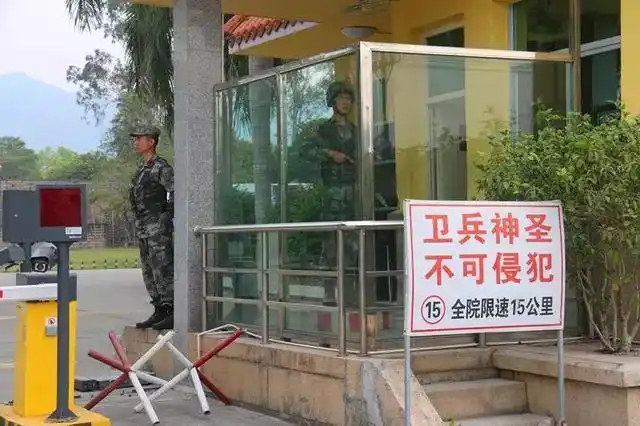 警卫兵就是站岗放哨的吗带你了解警卫兵不为人知的一面