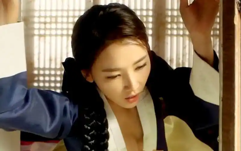 弱智小伙单身三十年,意外娶到村长女儿,第一天就差点要了命,太猛了!