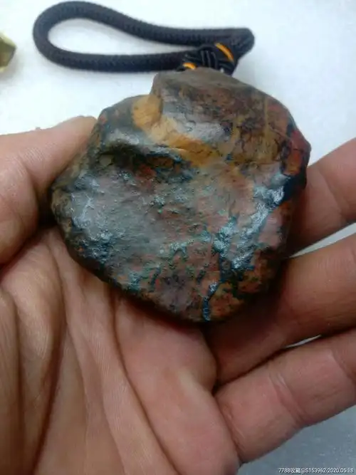 强磁花伊丁陨石把件