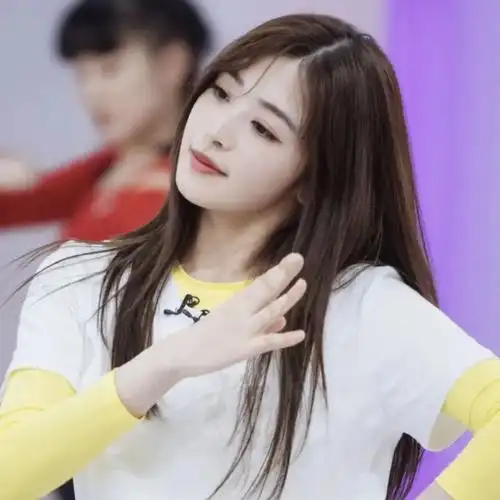 头像张含韵头像可爱