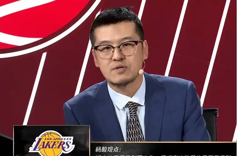 原创豁出去了第一名嘴杨毅3次暗讽詹皇撕他遮羞布什么话都敢说