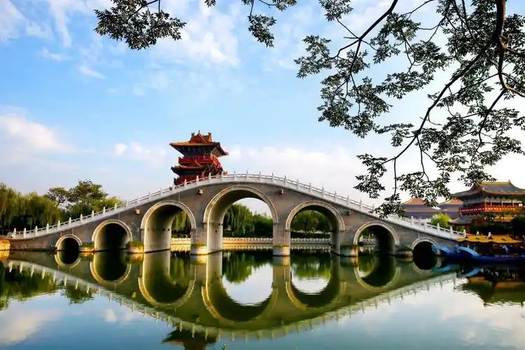 【行走河南·读懂中国】开封:清明上河园景区获评全国文化和旅游系统