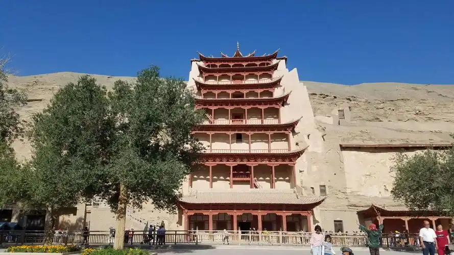 其它 新山海经西北行游记 写美篇day7 敦煌莫高窟,今天去看了四个窟