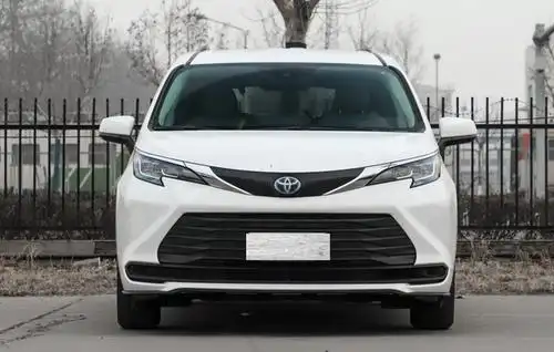 新丰田塞纳来了,售价40万以上,舒适度不输埃尔法