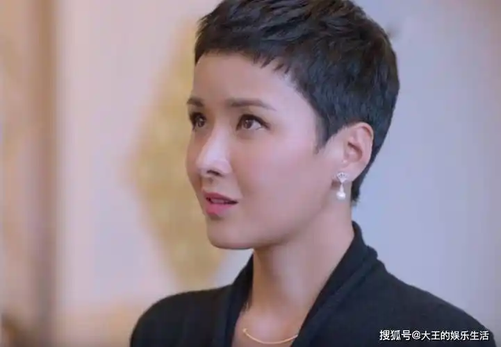 顶着个"半永久短发"演了五六部剧了_黄曼_马伊琍_形象