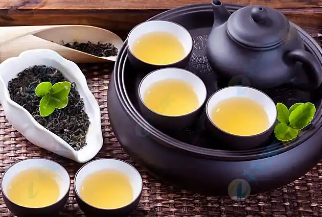 精美茶具与清香乌龙茶高清图片下载