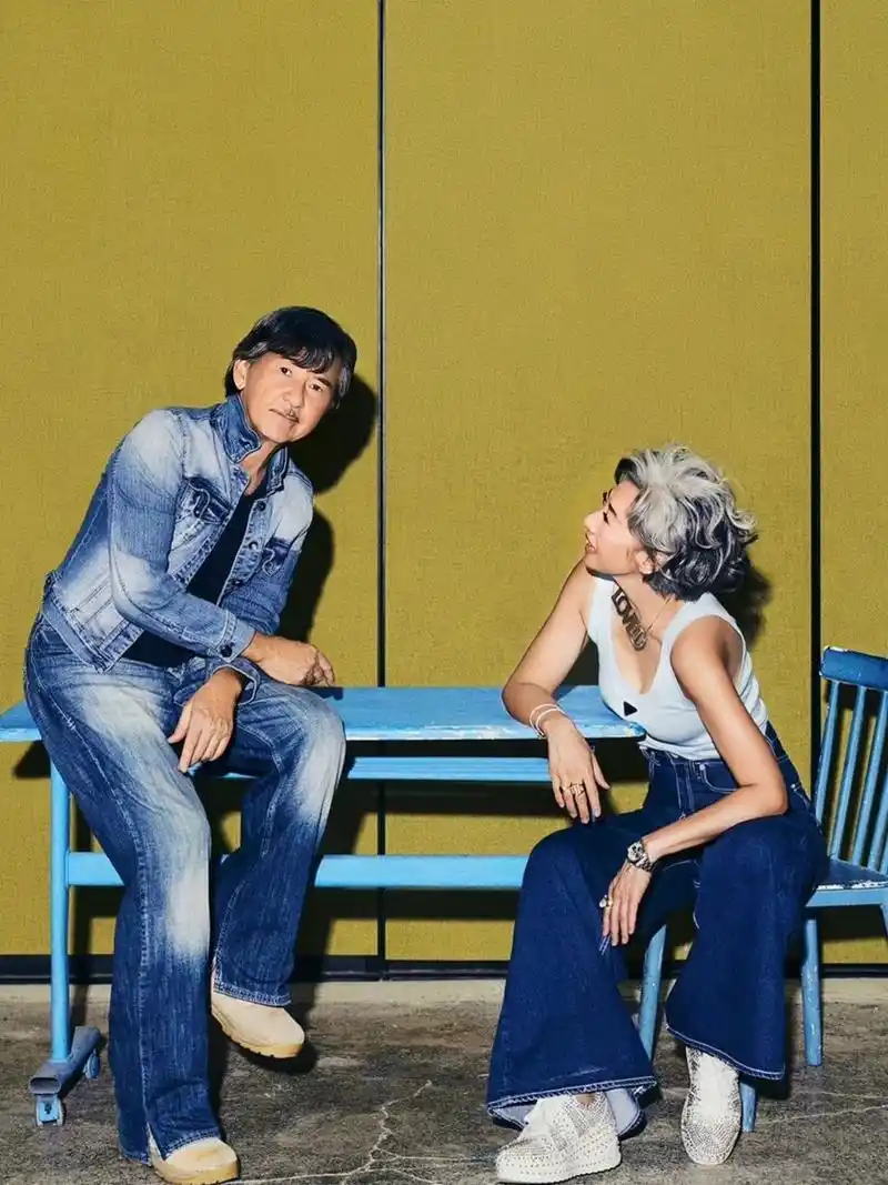 优雅老去,61岁叶倩文满头白发近照曝光 资深歌手叶倩文(sally),以