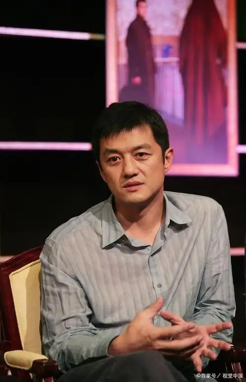 近期,李亚鹏被法院限制高消费的消息引起了广泛关注.