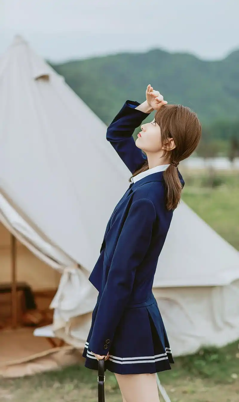 腾讯nba美女主播小七,肤白貌美,绝世容颜,球迷心中的"白月光"