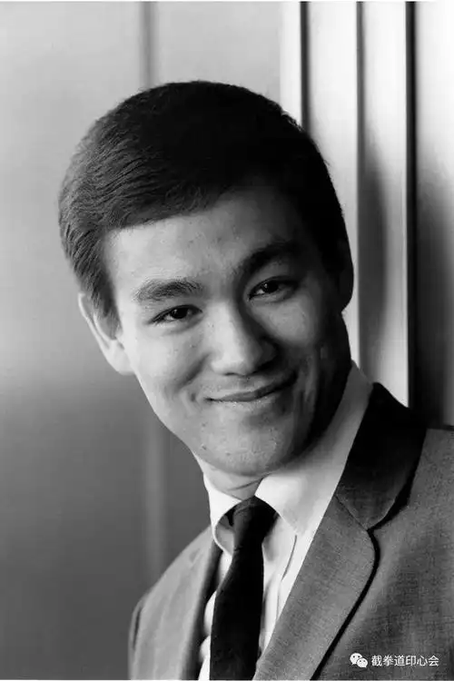 想象与真实纪念李小龙先生诞辰七十八周年