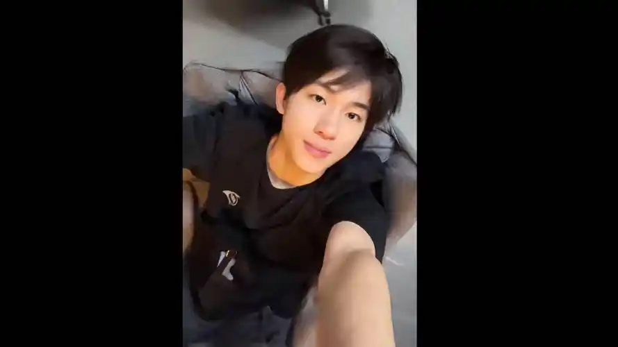 主播字很好看,双胞胎哥哥,帅哥小鲜肉,颜值——20240503172413抖音17c