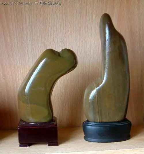 奇石人物造型组合1#_大化石/彩玉石_爬满青藤的书屋【7788收藏__收藏