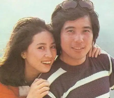 图秦汉妻子邵乔茵近况揭秘曝林青霞当小三上位成功