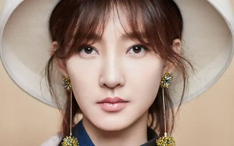 王丽坤杂志写真高清电脑桌面壁纸