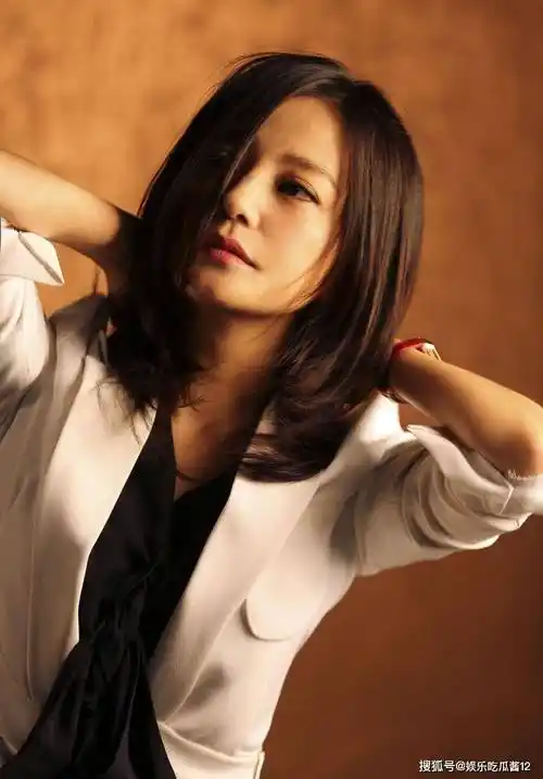 原创又五百万赵薇资产再遭冻结这一次谁也救不了亲日辱华的赵薇