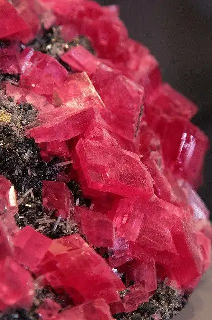 【晒收藏】我收藏的菱锰矿——图片 | 宝石控小组 | 果壳网 科技有