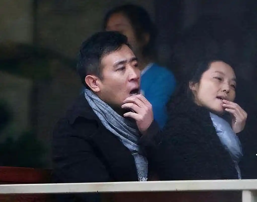 于和伟妻子宋林静:供老公上学,替他尽孝为婆家8个哥哥姐姐买房#娱乐最