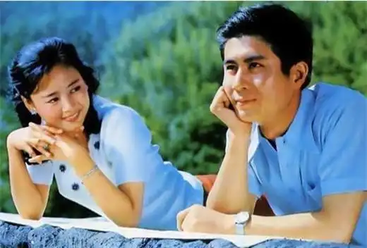 62岁张瑜近照前夫和张艺谋是同班同学长得一言难尽