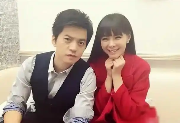 不生孩子事实证明李健和妻子孟小蓓才是真正的人间清醒