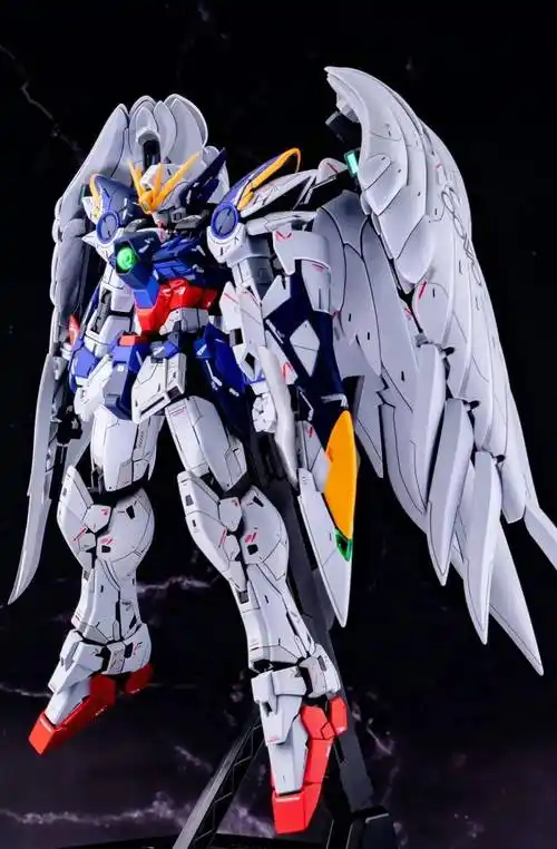 这台mg卡飞翼零式,其实从11月不到就开始了,g-works的整个作品制作