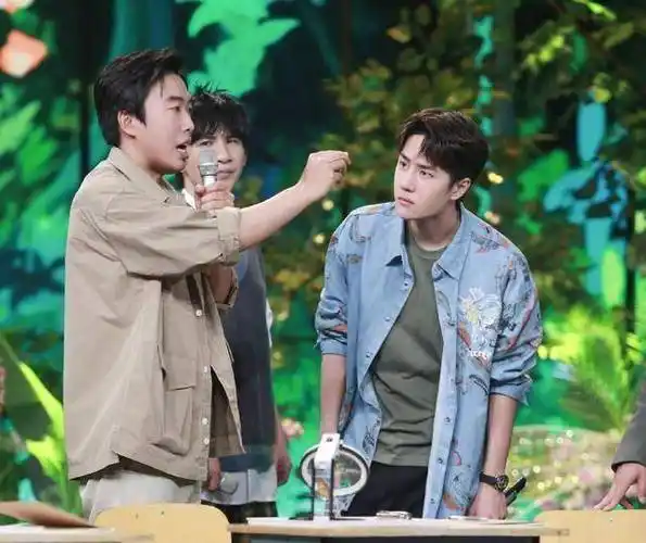 原创快本加入数字主持人天天向上终于改档观众道出心里话