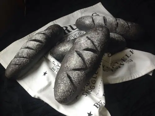 竹炭欧包的做法